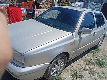 крыло вента: Volkswagen Vento: 1995 г., 1.8 л, Механика, Бензин, Седан — 3