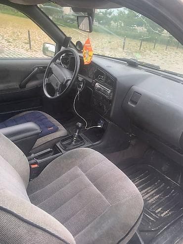 адисей парок: Volkswagen Passat: 1989 г., 1.8 л, Механика, Бензин, Седан — 7
