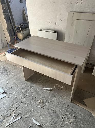 ульи пчелы: Офисный стол, Новый, Нерегулируемый, цвет - Бежевый, Прямоугольный, ЛДСП, Самовывоз, Платная доставка — 2