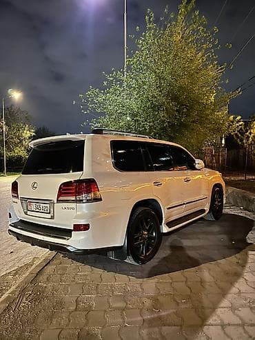 lexux 570: Lexus LX: 2014 г., 5.7 л, Автомат, Газ, Внедорожник — 5