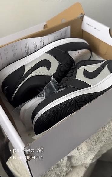 жорданы кроссовки: Кроссовки, 38, Jordan, Новый, Самовывоз, Бесплатная доставка, Платная доставка — 2