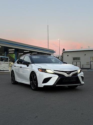 corolla s: Toyota Camry: 2018 г., 2.5 л, Автомат, Бензин, Седан — 2