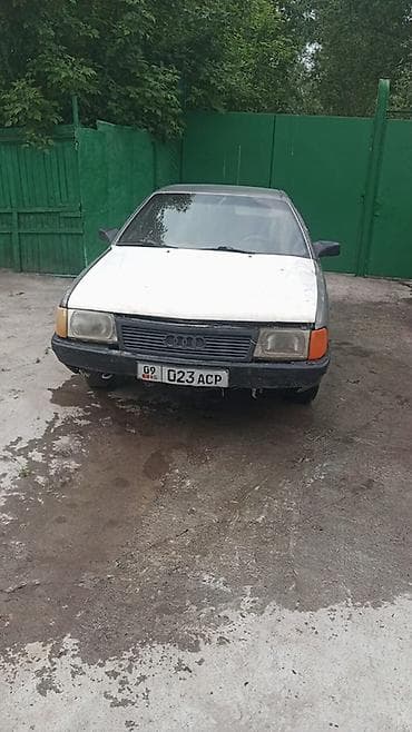 r16 4: Audi 100: 1986 г., Газ, Седан — 1