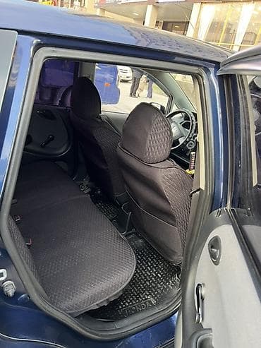 авто прадаю: Honda Jazz: 2002 г., 1.4 л, Механика, Бензин, Хэтчбэк — 10