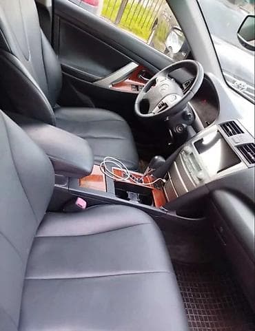 vip bus: Toyota Camry: 2009 г., 2.5 л, Автомат, Газ, Седан — 5