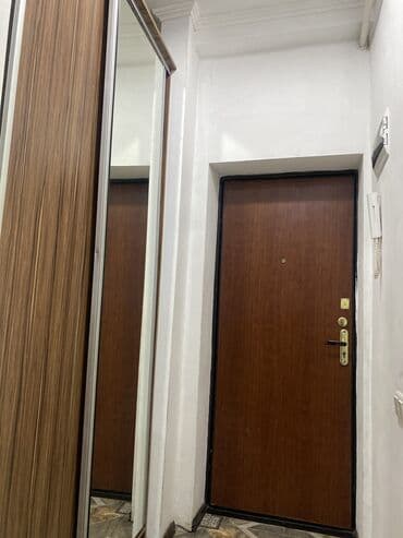 сдается 1 комнатная квартира: 1 комната, 37 м², Индивидуалка, 1 этаж, Старый ремонт — 10