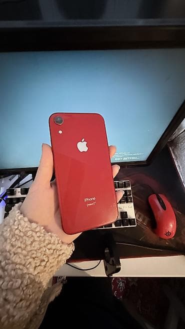 iphone xr 13: IPhone Xr, Б/у, 128 ГБ, Красный, Защитное стекло, 72 % — 1