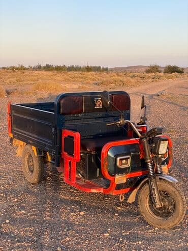 срочно продам авто в связи с переездом: Легкий грузовик, До 1 т, Б/у — 4