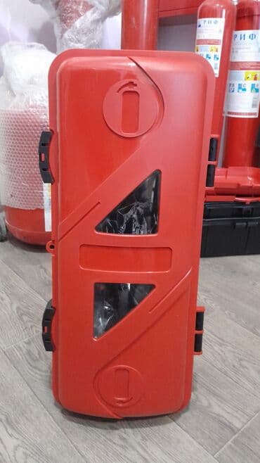 Пенал для огнетушителя Firebox 6 Огнетушители должны устанавливаться