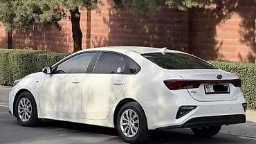 byd e7: Kia K3: 2020 г., 1.6 л, Автомат, Бензин, Седан — 4