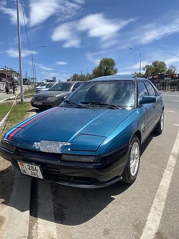 Mazda 323: 1994 г., 1.6 л, Механика, Бензин, Хэтчбэк