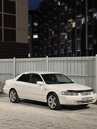 шторка на авенсис: Toyota Camry: 1999 г., 2.2 л, Автомат, Бензин, Седан — 1