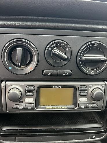 Volkswagen Passat: 1998 г., 1.8 л, Механика, Бензин, Хэтчбэк — 5