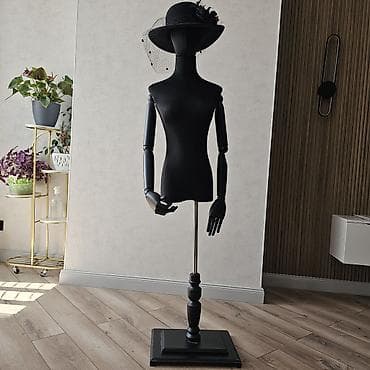 полки мебель: Женский манекен на стойке с регулируемой высотой в идеальном состояние — 4