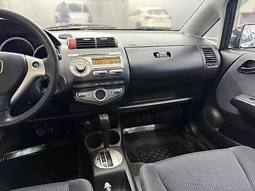 машину хонда: Honda Jazz: 2007 г., Вариатор, Бензин — 7