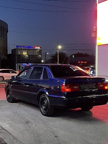 боковые стекло на спринтер: Volkswagen Passat: 1994 г., 1.8 л, Ручные, Бензин, Седан — 7