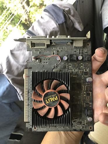 Стол компьютерлери жана комлектөөчүлөр: Видеокарты Palit (2 шт.) 1) Palit GeForce 8400 GS - Память: 512 МБ — 6