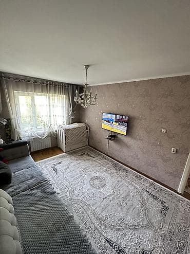 микр: 1 комната, 34 м², Аламедин-1 мкр 105 серия, 2 этаж, Старый ремонт — 3