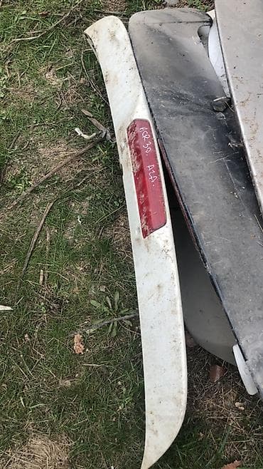 Автокосметика: Задний спойлер Toyota Оригинал — 2