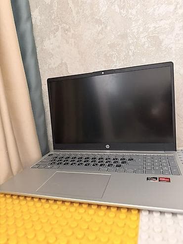 pro 14: HP 15.6" серебристый ноутбук - Экран 15.6", тонкие рамки, веб‑камера — 2