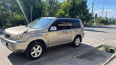 Nissan X-Trail: 2002 г., Кроссовер