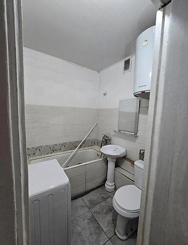 1 комната, 35 м², 105 серия, 9 этаж, Требуется ремонт — 6