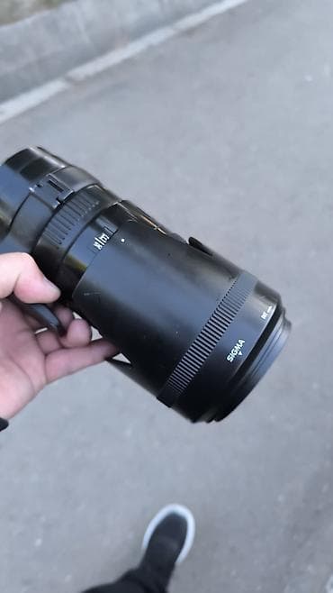 Объектив Sigma 70-200mm f/2.8 APO DG HSM OS - Диапазон фокусных — 3