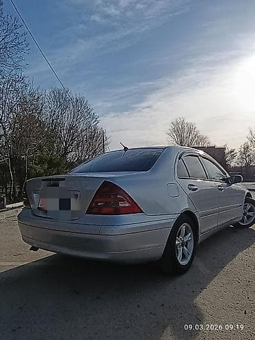 шторка на мерс: Mercedes-Benz C-Class: 2002 г., 2 л, Типтроник, Бензин, Седан — 3