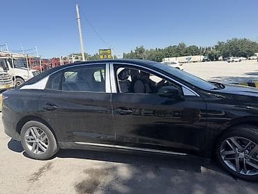 электо мабил: BYD : 2025 г., Автомат, Электромобиль, Седан — 3