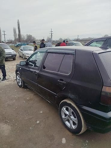 Volkswagen: Volkswagen Golf: 1995 г., 1.8 л, Механика, Бензин, Хэтчбэк — 3