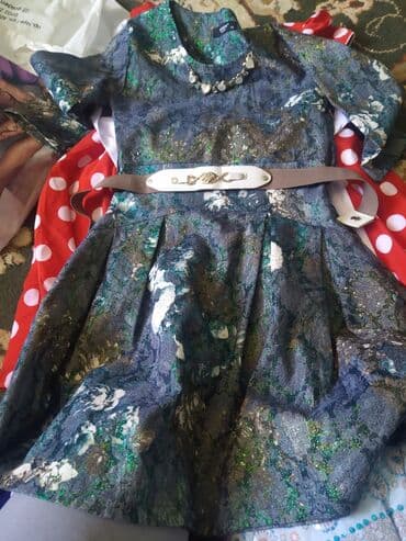 платье на утренник: Детское платье, цвет - Золотой, Б/у — 4