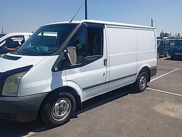 mini v: Ford Transit грузовой фургон (поколение 2006–2013), белый цвет — 3