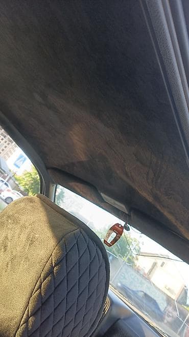Volkswagen Passat: 1994 г., 2 л, Механика, Бензин, Седан