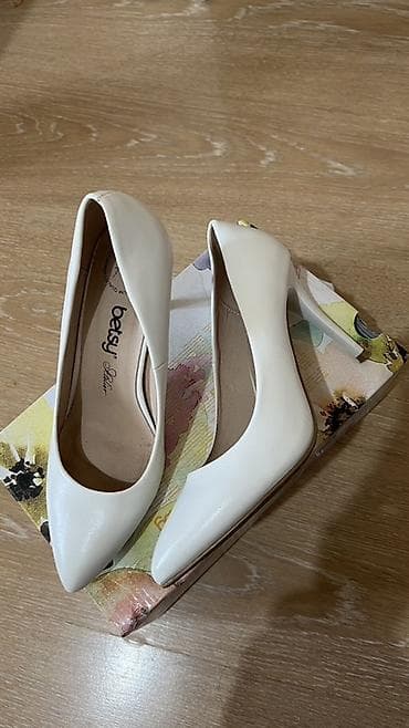 Туфли: Туфли, 38, Betsy, Колдонулган, түсү - Ак — 1