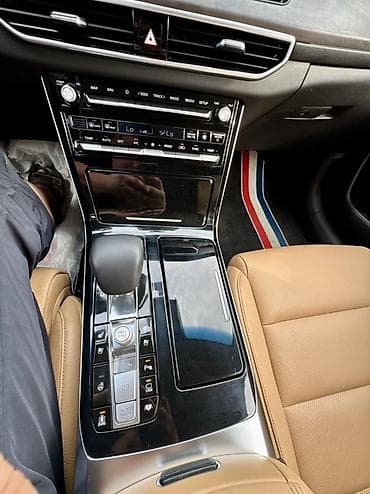 Kia K7: 2021 г., 2.4 л, Автомат, Гибрид, Седан — 8