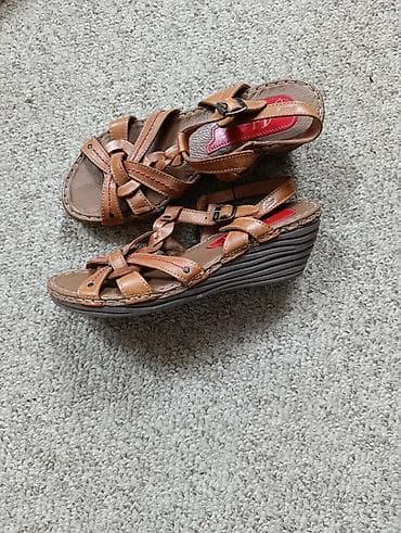 Женская обувь: Женская обувь — набор из 6 пар Состав: - Черные открытые босоножки на — 4