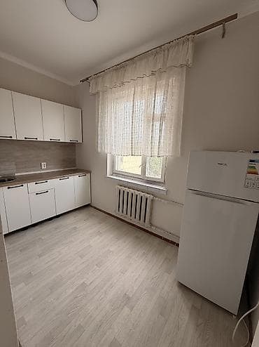 flat osh: Ошский рынок / базар Сдается 1х ком квартира Этаж: 5 из 5 Серия — 3