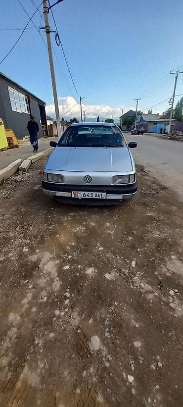Volkswagen: Volkswagen Passat: 1992 г., Кол менен иштөөчү, Седан — 5