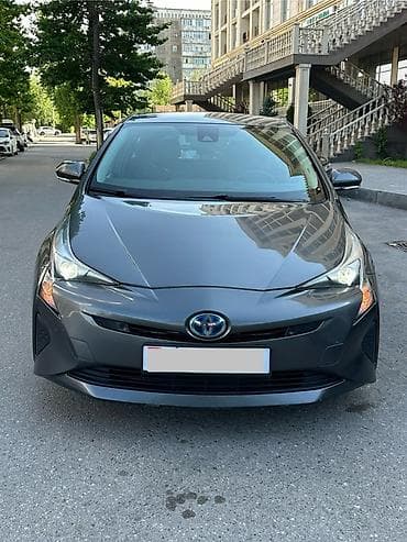 8: Toyota Prius: 2017 г., 1.8 л, Автомат, Гибрид, Лифтбек — 2