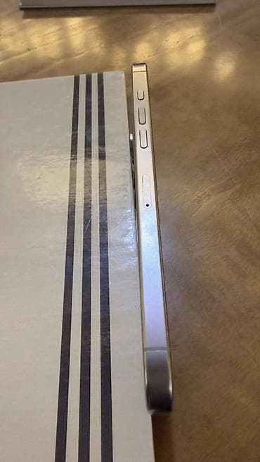 ipad 2018 pro: IPhone 16 Pro Max, Б/у, 256 ГБ, Natural Titanium, 97 % — 3