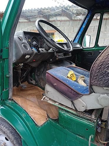 пошив формы на заказ: Mercedes-Benz T2 (508/608/709 серия) — бортовой грузовик с двойной — 6