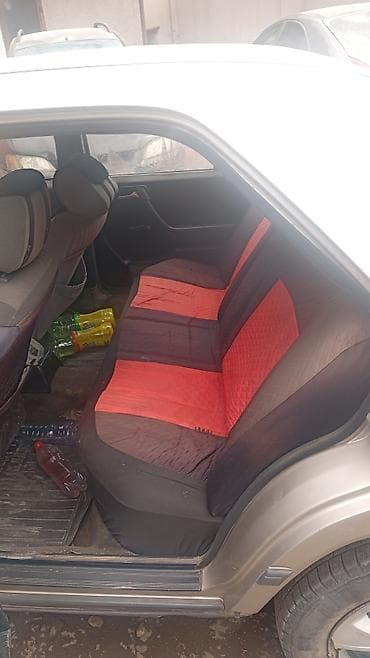 j 05: Mercedes-Benz W124: 1987 г., Седан — 5