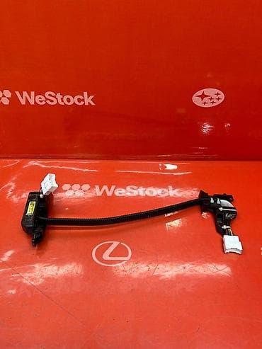 снят квартиру: Kia Carnival D4HB 2017 задн.прав.(б/у)Проводка двери Замок Ручка — 2