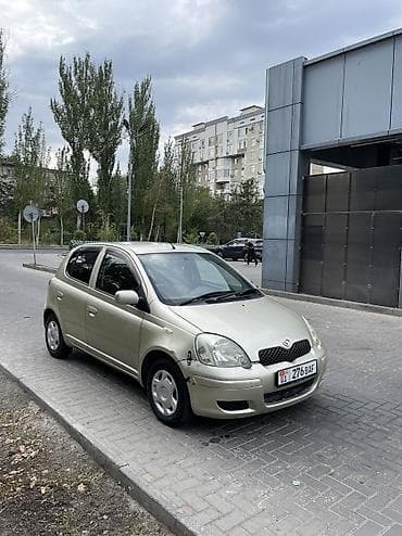 Toyota Vitz: 2002 г., 1 л, Автомат, Бензин, Хэтчбэк — 1
