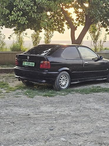 BMW 3 series: 2000 г., 1.9 л, Механика, Бензин, Хэтчбэк — 1