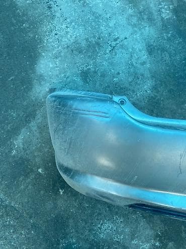 крепление заднего бампера: Бампер Toyota, Б/у, Оригинал — 2