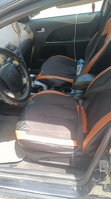 Унаа: Ford Mondeo: 2003 г., 2 л, Кол менен иштөөчү, Бензин, Универсал — 7