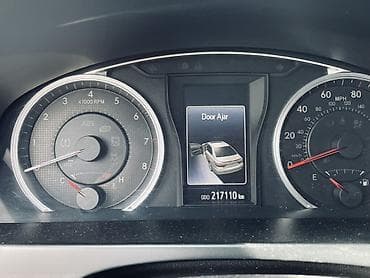 sonata 2017: Toyota Camry: 2017 г., 2.5 л, Автомат, Седан — 6