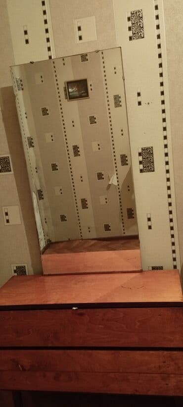 кухонный гарнитур для маленькой кухни: Туалетный столик, С зеркалом, цвет - Коричневый, Дерево — 1