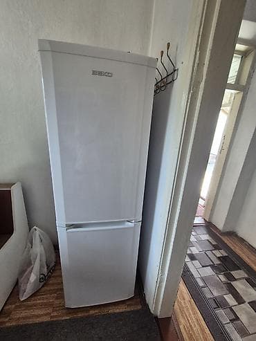 Техника и электроника: Холодильник Beko, Двухкамерный, De frost (капельный) — 1